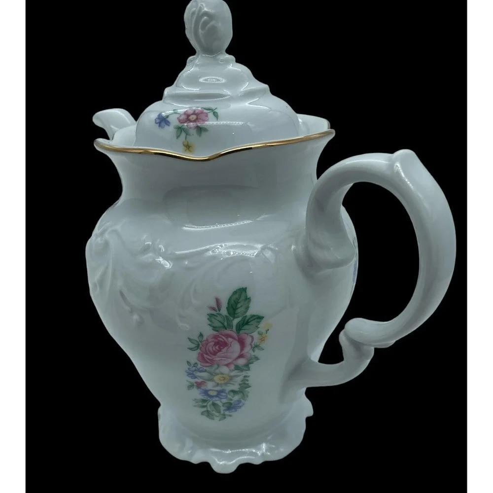 Wawel‎ Coffee /Tea Pot w/Lid White W/ Floral Pattern NW/OTs